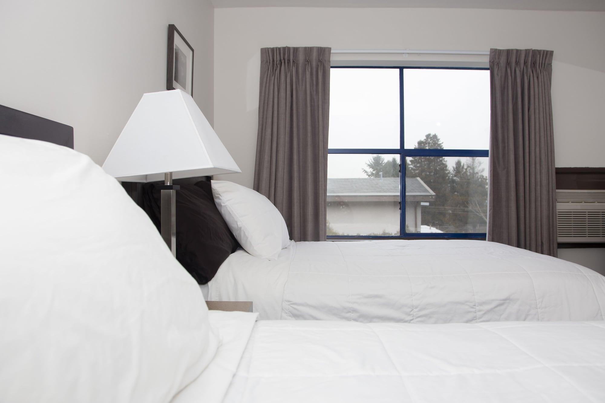 Happy Day Inn Burnaby Exterior photo
