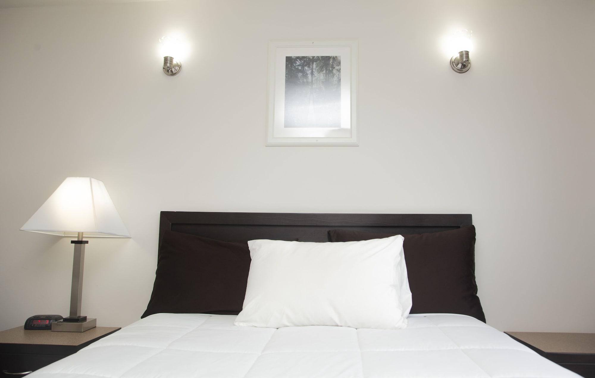 Happy Day Inn Burnaby Exterior photo