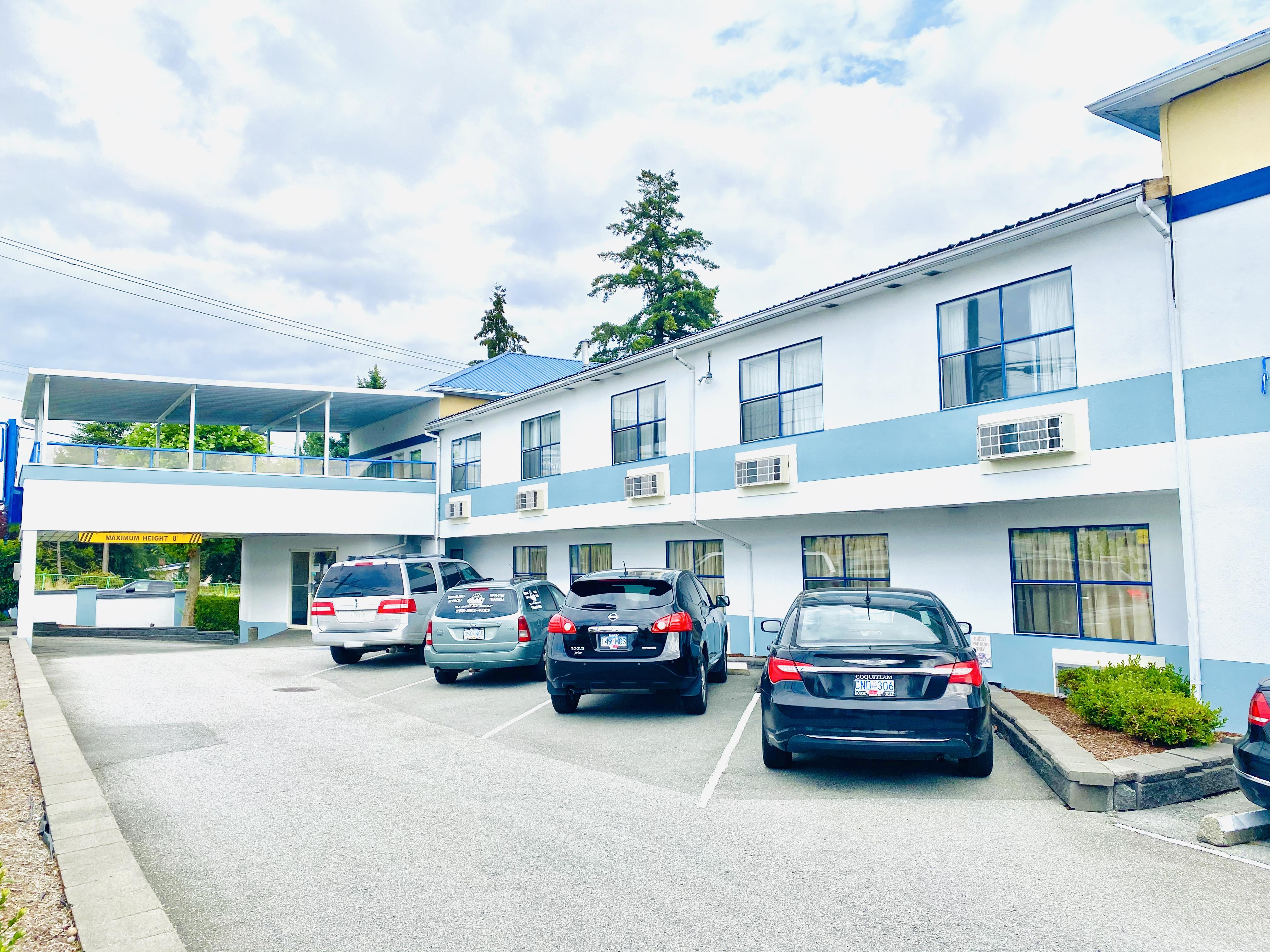 Happy Day Inn Burnaby Exterior photo