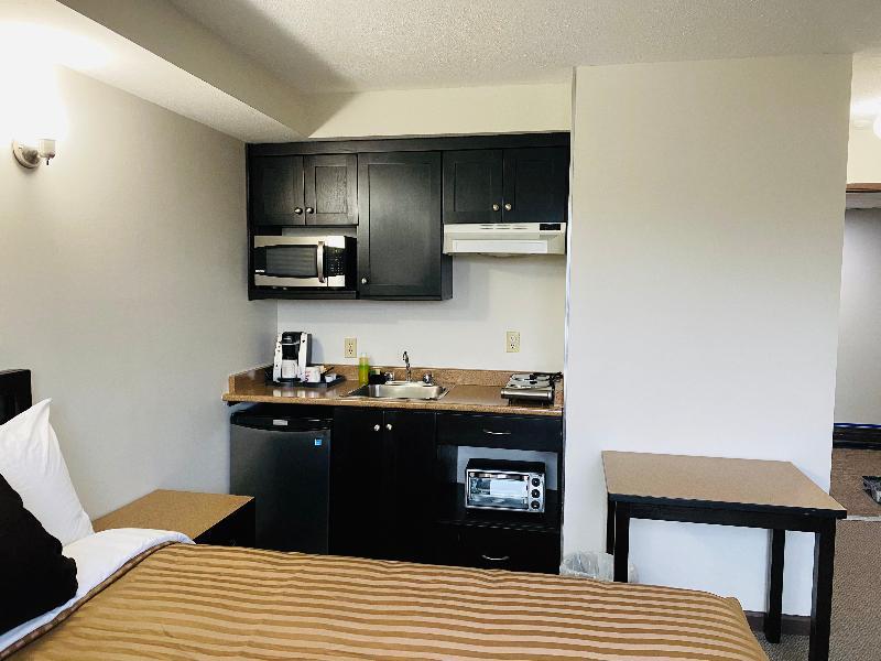 Happy Day Inn Burnaby Exterior photo
